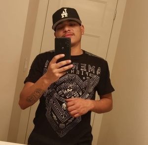 Meet your Posher, César